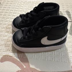 Nike shoes infant