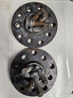Volkswagen/Audi Wheel Spacer + bolts