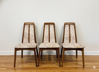 🌸 Vintage Floral Dining Chairs - Set of 3 🌸 