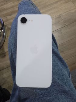 Iphone 16E white