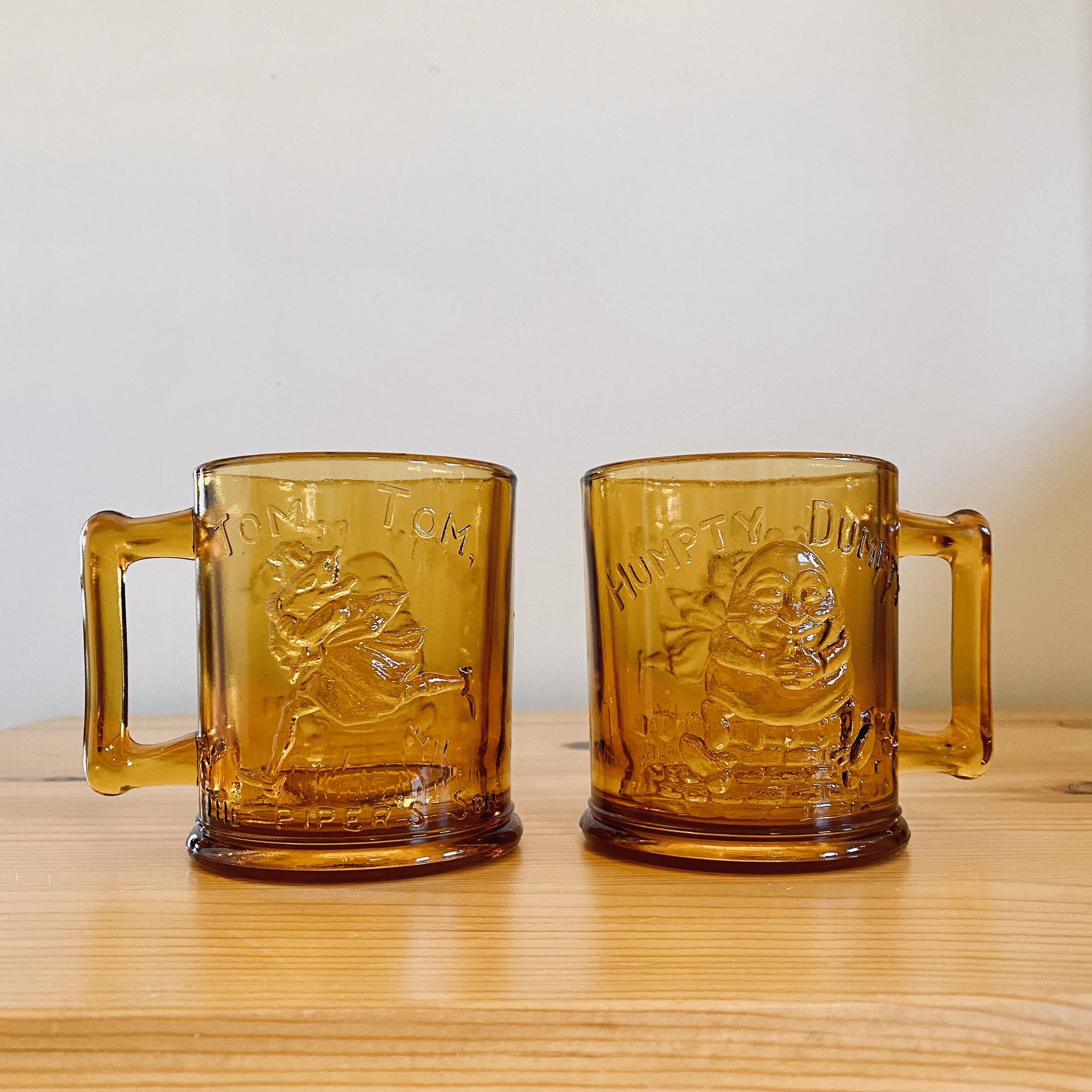 Vintage 70s pair 2 amber glass mug cup Tiara Humpty Dumpty