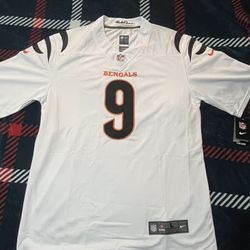 Joe Burrow Nike Vapor Jersey; White Size L & XL