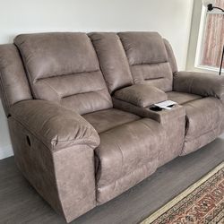 Power Recliner Loveseat