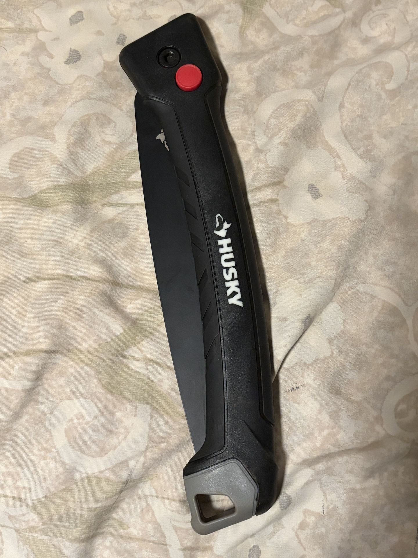 Husky Folding Saw