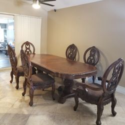 Dinning Table