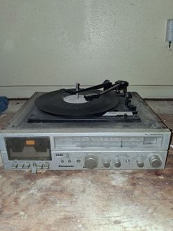 Panasonic Turntable Stereo & Records