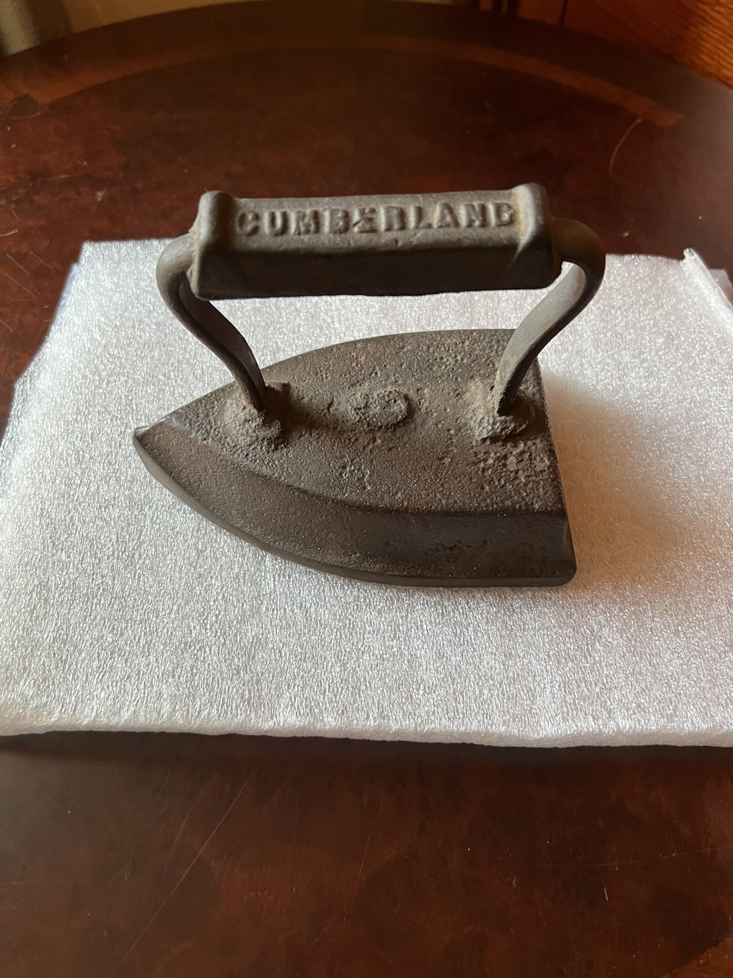 Vintage Cumberland Cast Iron Iron