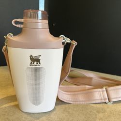 STANLEY CROSS BOTTLE 23oz