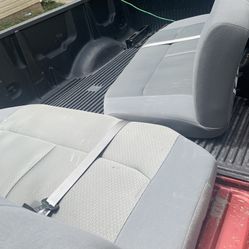 2 Van Seats 