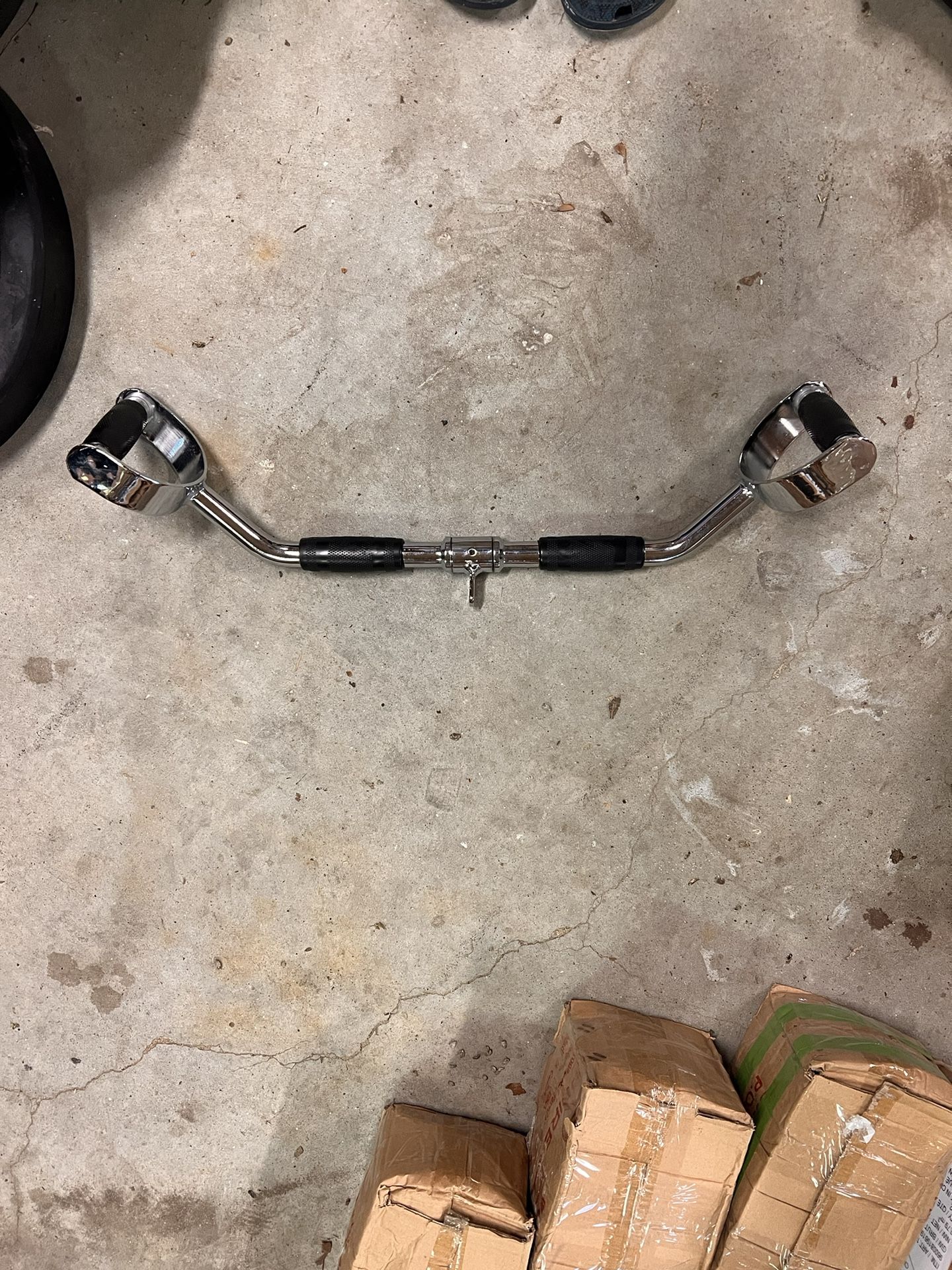LAT Pull Down Bar Press Down Bar Cable Machine Attachment Multi Gym Attachment