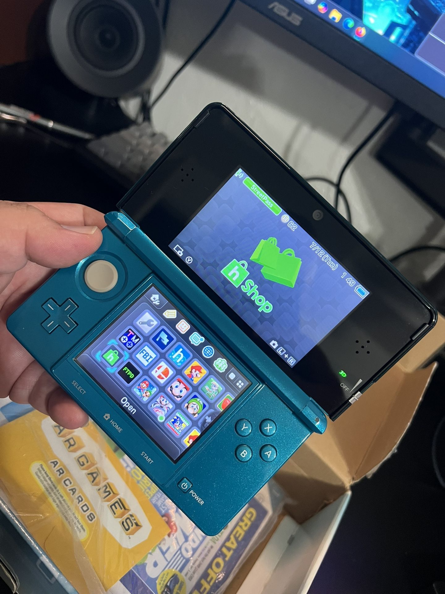 Loaded Aqua Blue Nintendo 3DS W/ Hshop