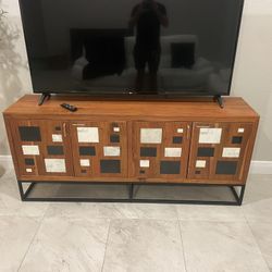 Modern Tv Stand/table