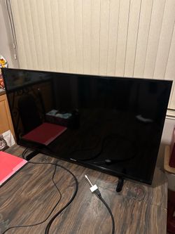 Hisense 40" Class FHD (1080p) LED HDTV (40H3C1)