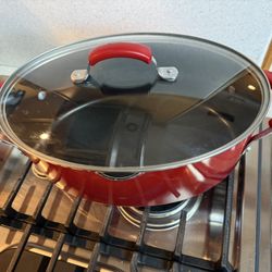 Spaghetti Shaped Pot