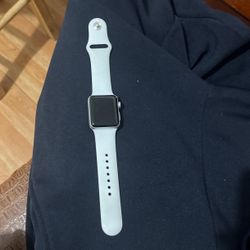 Apple watch series 3 