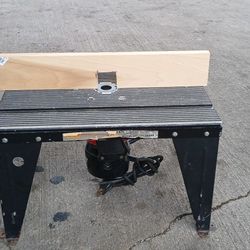 Router Table With Routerrouter 