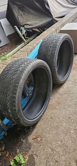 2x Lexani ST5000 305/35R24 112H XL All-Season Tires