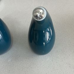 Rachael Ray Serveware Ceramic EVOO Oil and Vinegar Dispensing Bottle Set, 2 Piece, Teal