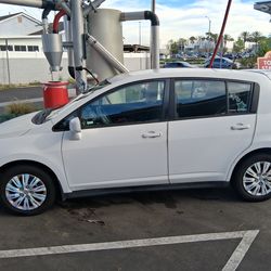 2011 Nissan Versa Manual
