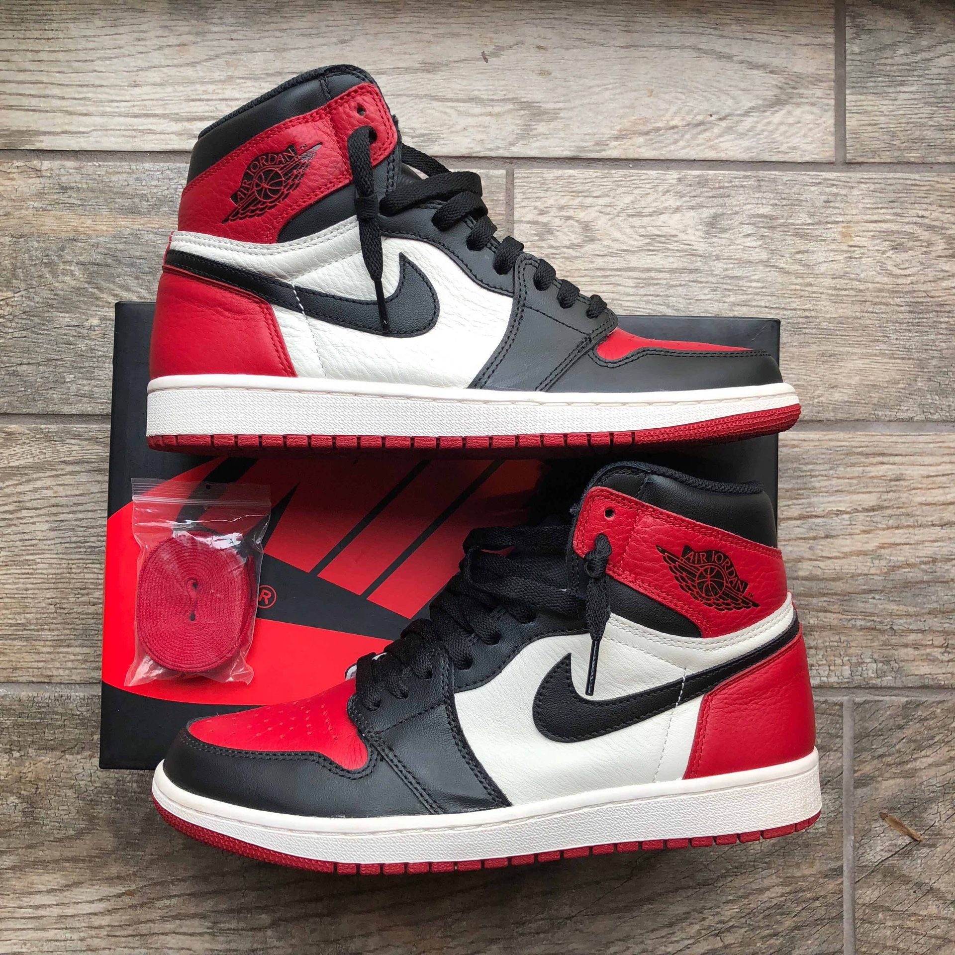 Air Jordan 1 “Bred Toes”. Size 9