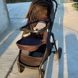 Stroller 