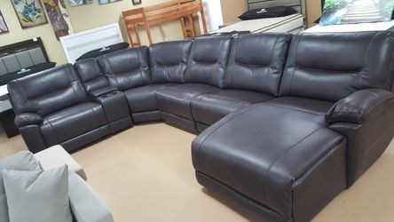 6 PC WRAP AROUND LEATHER RECLINER SECTIONAL