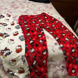 Pijamas Para Mujer Talla M.   No Es Original  Las 2 Por $10