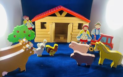 Wooden farm with Farm animals and removable roof