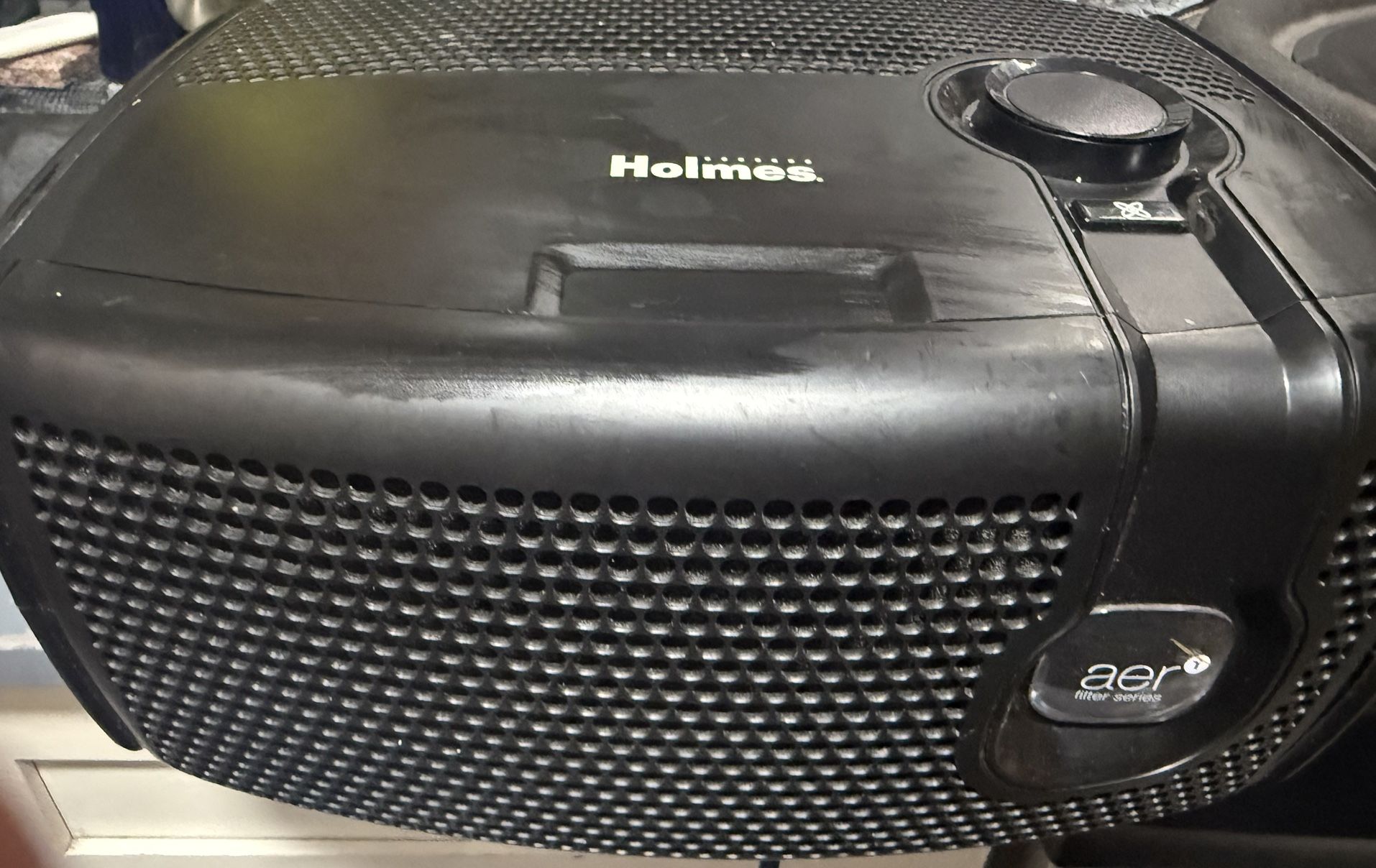 Holmes Desktop Air Purifier W/ Aer1 Filter Series