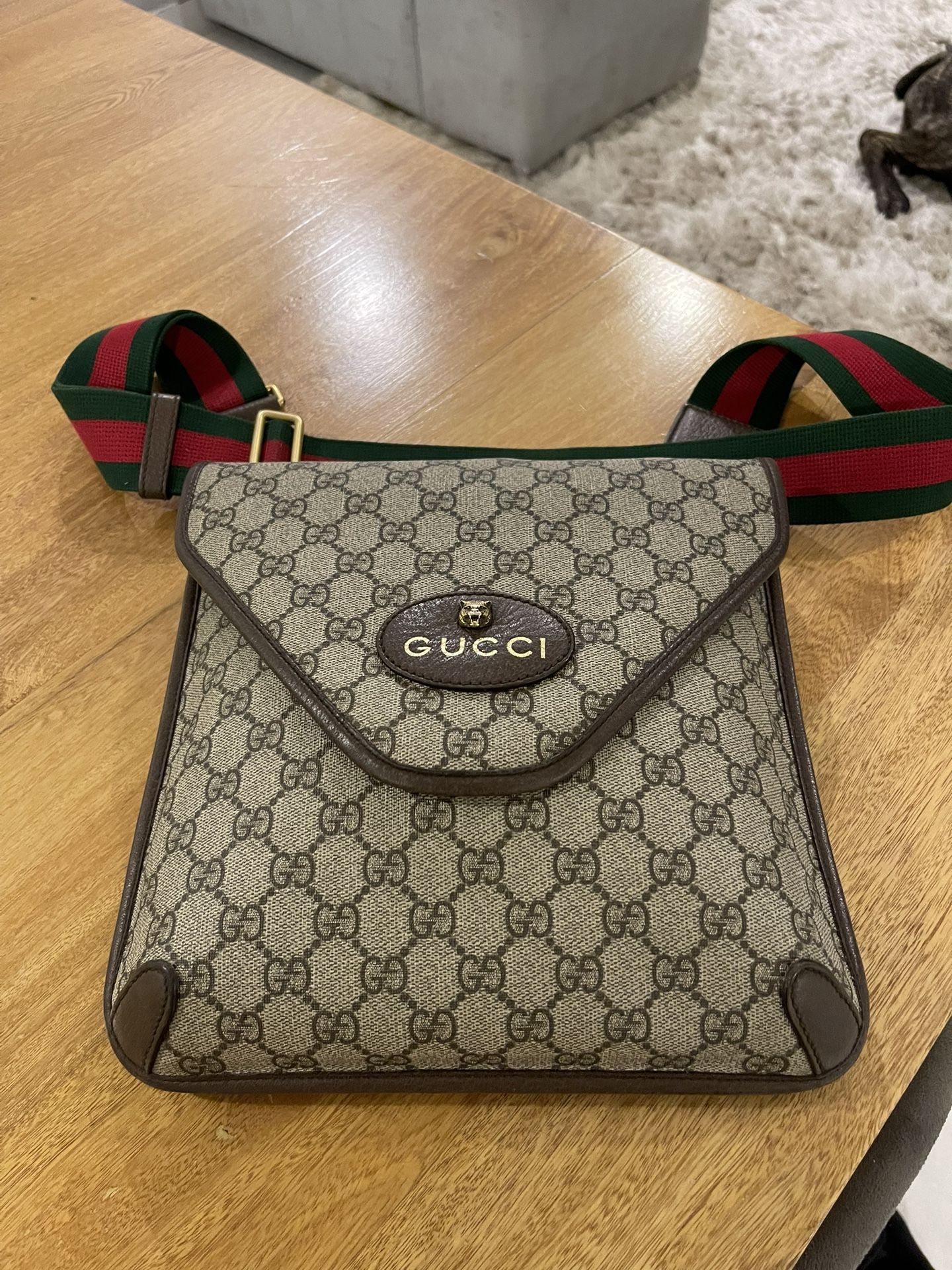 Gucci Neo Vintage GG Medium Messenger Bag