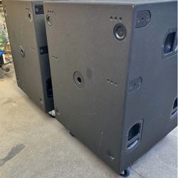 RCF TT S28A Subwoofer (pair) 