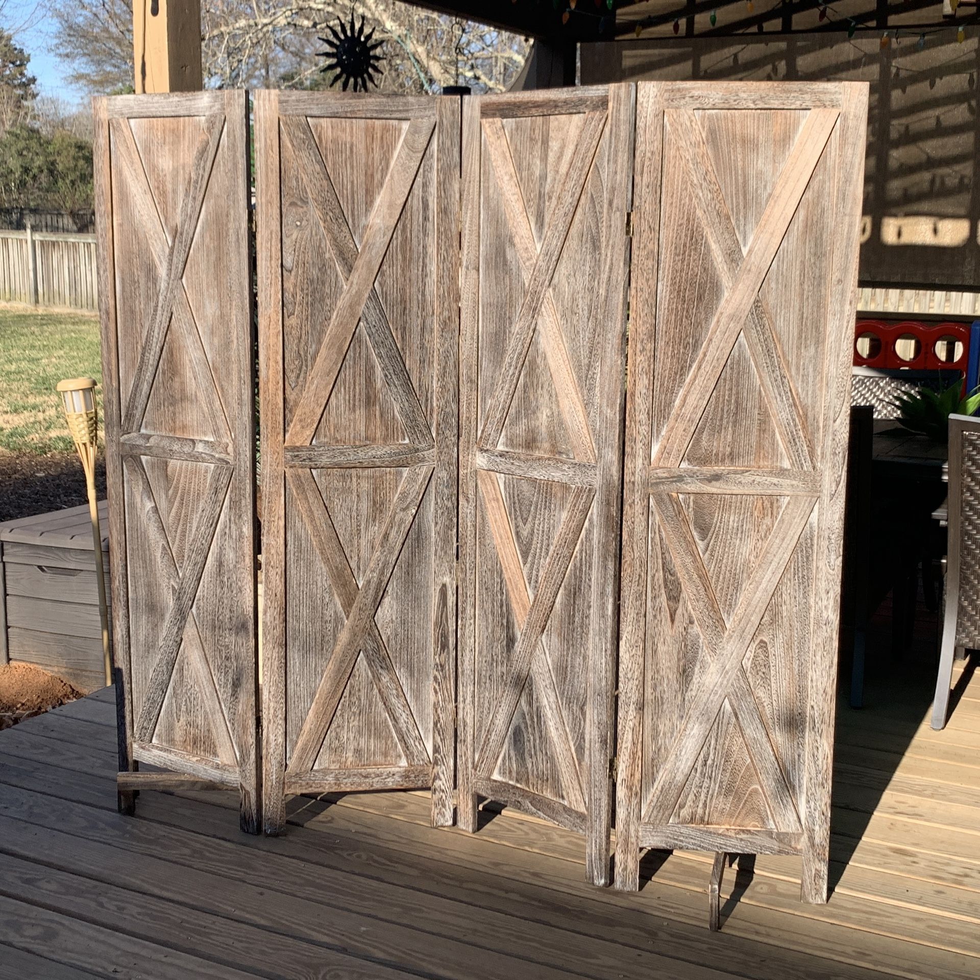 NEW 4-Panel Distressed Barn Wood Room Divider + Foldable Rustic Privacy Screen - Retails for $160