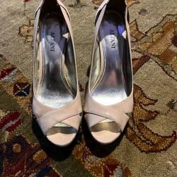 Alfani Nude heels size 6