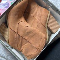 Cowgirl High Heel Boots