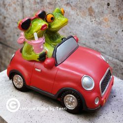 Brand New! 5 1/2" w - Date Night Frog Couple Figurine - Beep Beep  | SHIPPING IS AVAILABLE