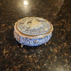 Cameo Jewelry Trinket Box.