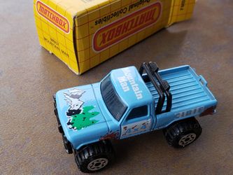VINTAGE 1981 MATCHBOX TOYS INC MINI PICKUP MADE IN MACAU