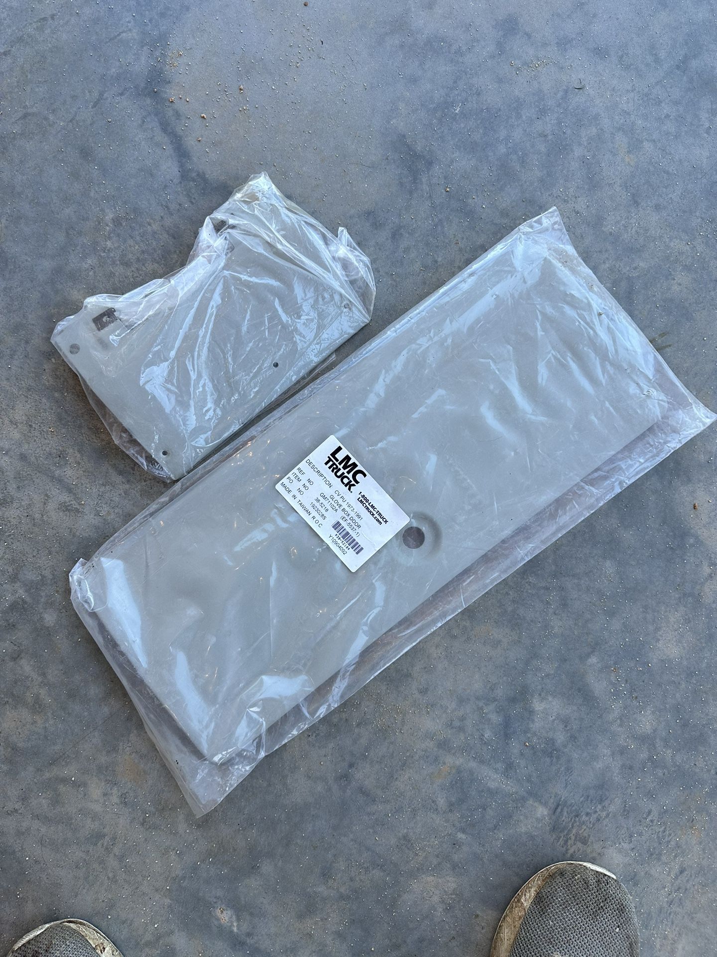 81-87 C10 new UNDER Column Trim Panel and LMC new GLOVE BOX door