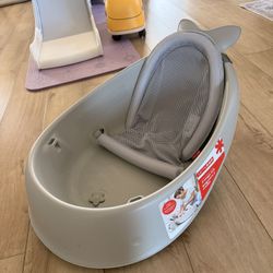 Skip Hop Baby Bath Tub 