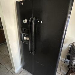 Frigidaire Refrigerator