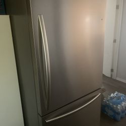 Mora Refrigerator 