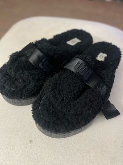 Ugg Fluffita Slide Slipper in Black 9