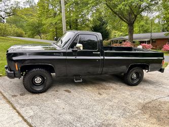 1979 Chevy C-10 LS Motor With 80,000 Miles On It Runs Like New