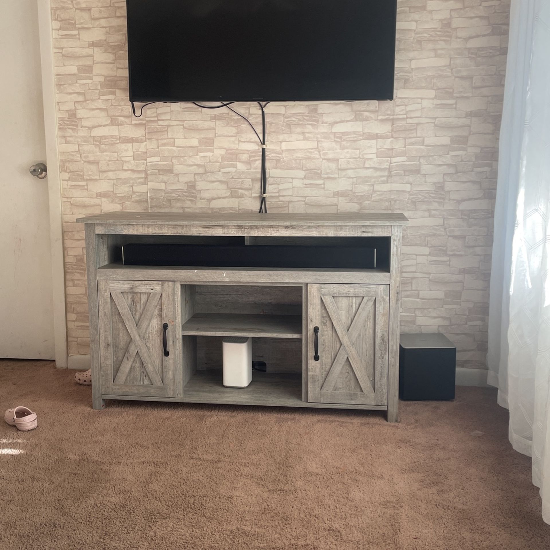 TV  Stand