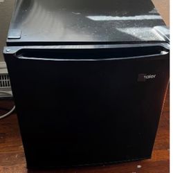 Mini Refrigerator 