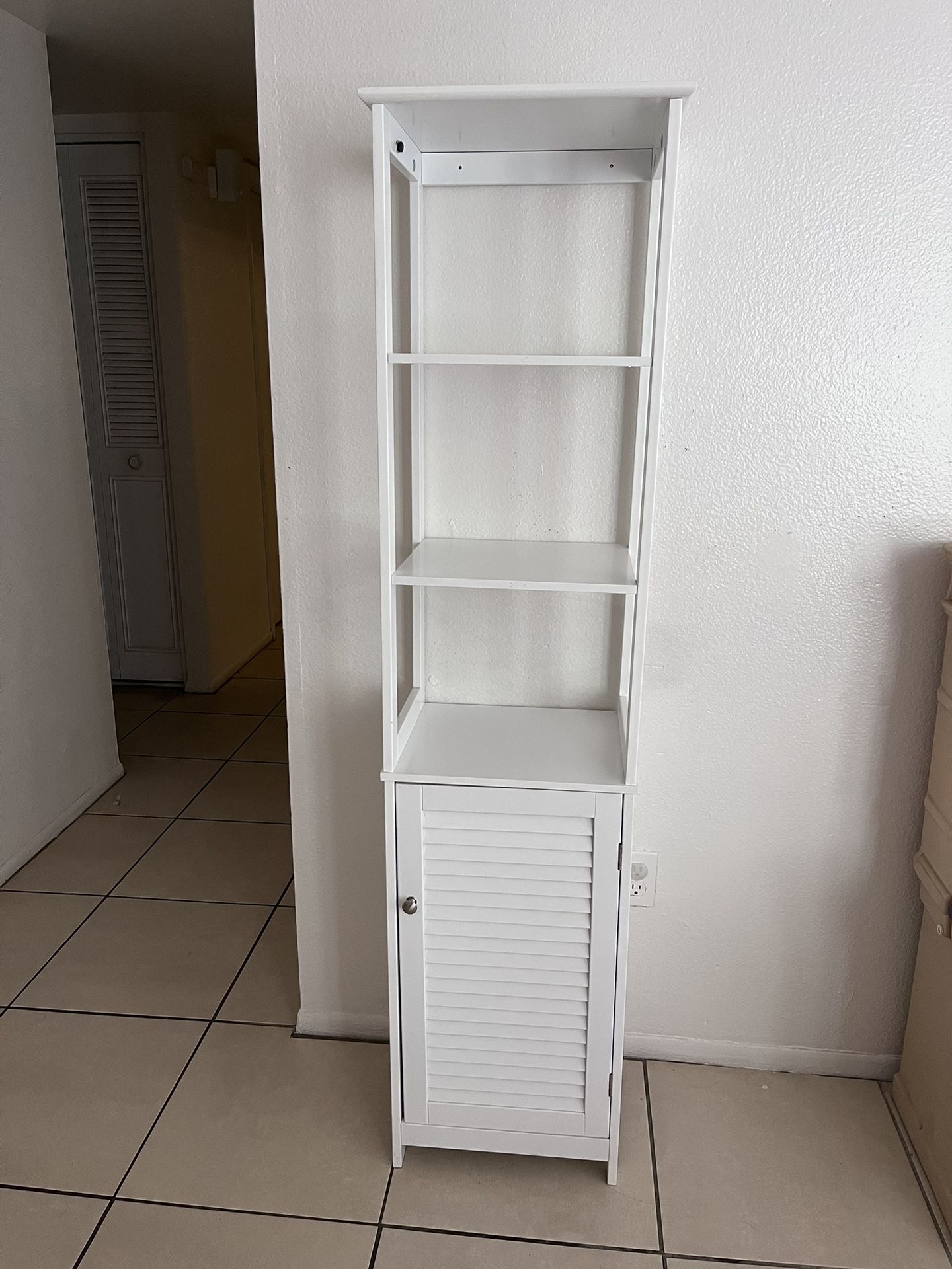 Bathroom Storage / Cabinet / Shelves