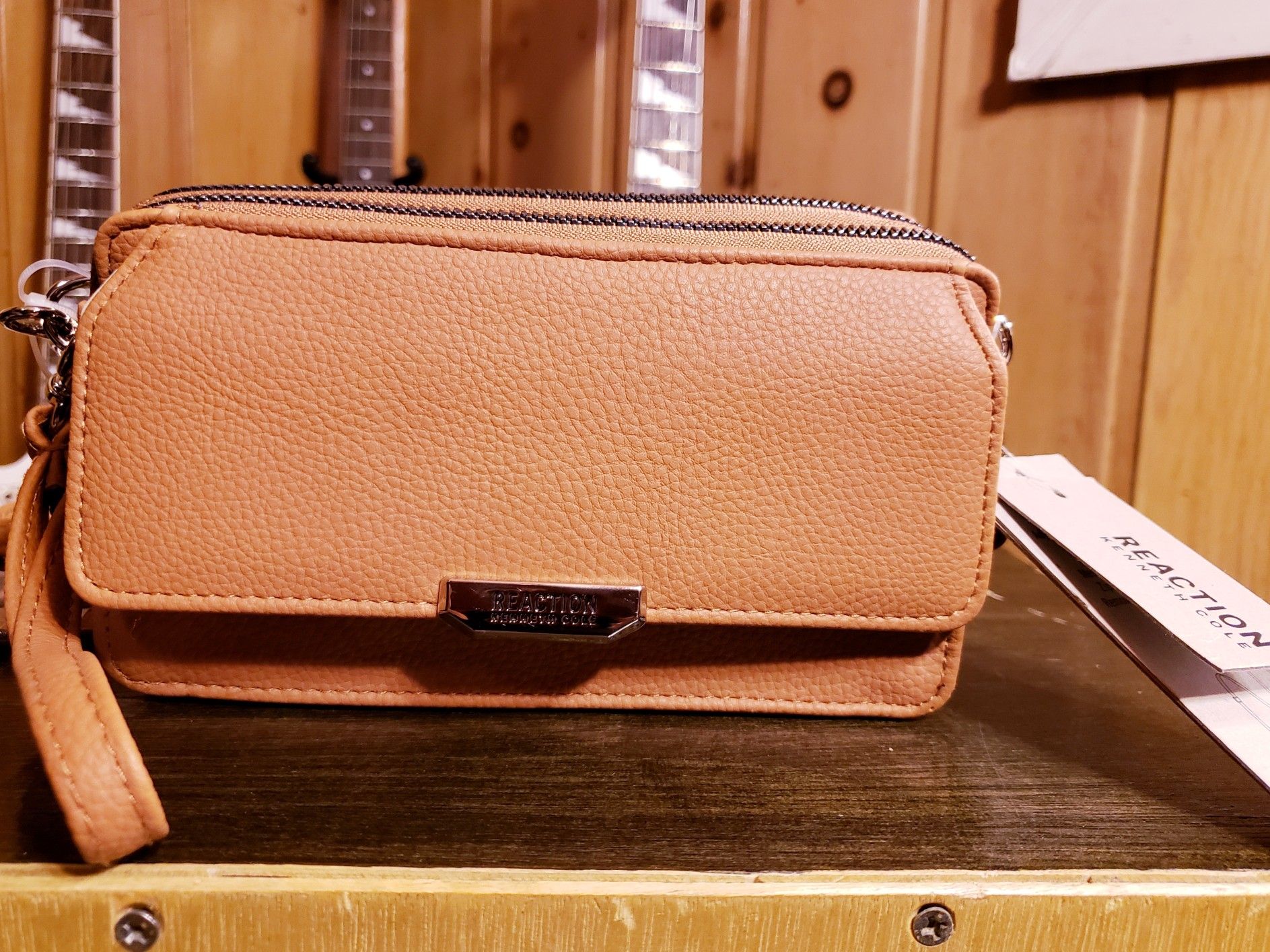 Kenneth Cole Reaction GIGI convertible Wallet