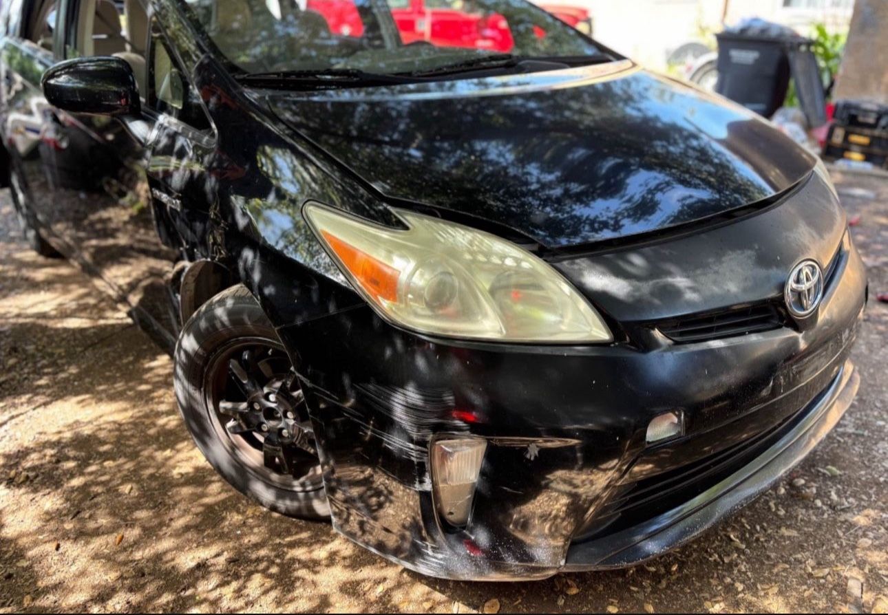 2010-2015 TOYOTA PRIUS PARTS AVAILABLE