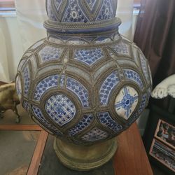 Moroccan Antique Ceramic Vase ( Complete)