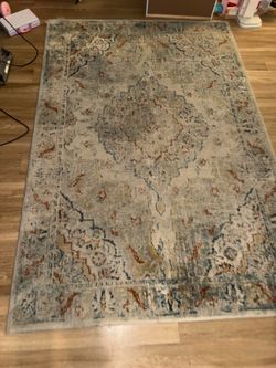 Low pile rug